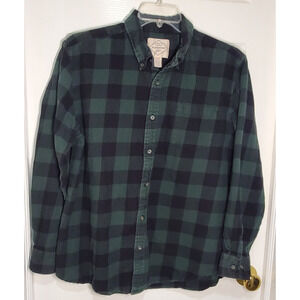 St. John’s Bay Men’s L Green Black Plaid Flannel Shirt Long Sleeve Button Front
